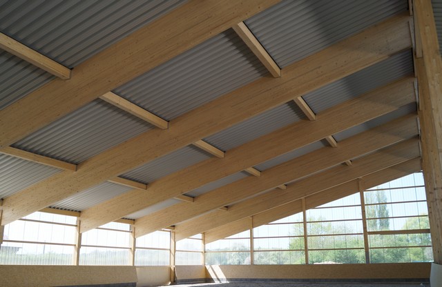 Reithalle mit Pultdachbinder