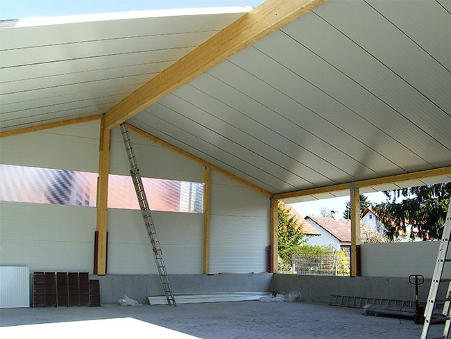 Pfettensystem mit Sandwichdach